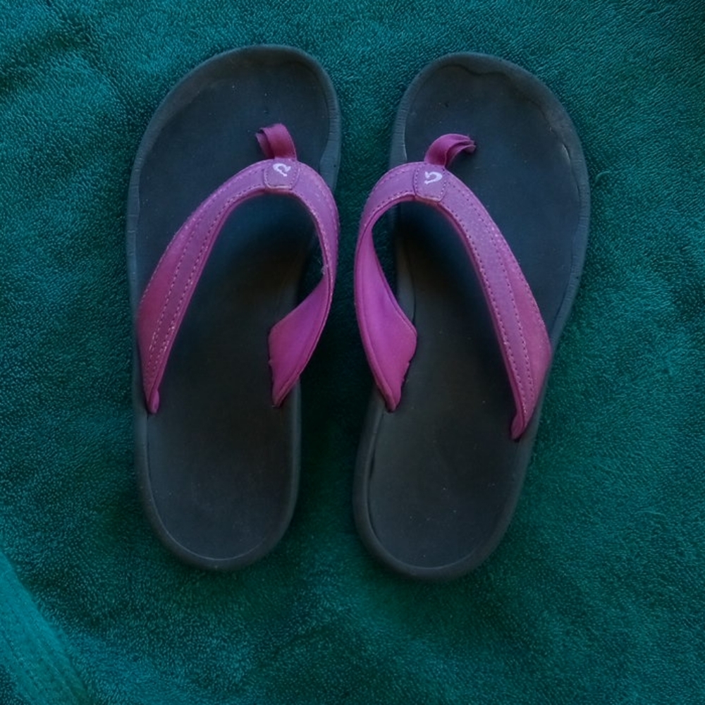 Olukai flip flops